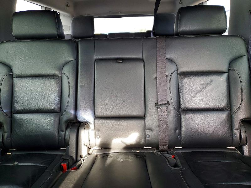 72622915 :رقم المزاد ، 1GNSKJKC7FR119837 vin ، 2015 Chevrolet Suburban K مزاد بيع
