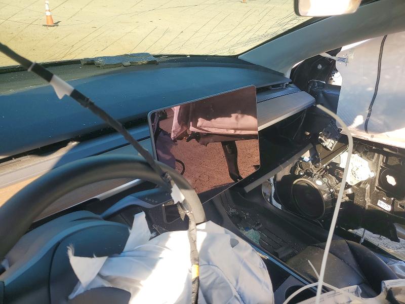 72769755 :رقم المزاد ، 7SAYGDEF0NF327383 vin ، 2022 Tesla Model Y مزاد بيع