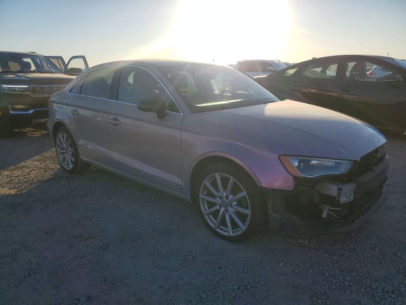 Продажа на аукционе авто 2015 Audi A3, vin: WAUCJGFF0F1075814, номер лота: 73095545