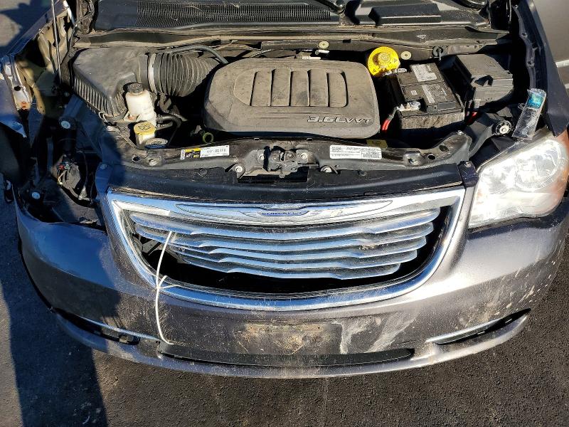 74405585 :رقم المزاد ، 2C4RC1BG8GR268423 vin ، 2016 Chrysler Town & Country مزاد بيع