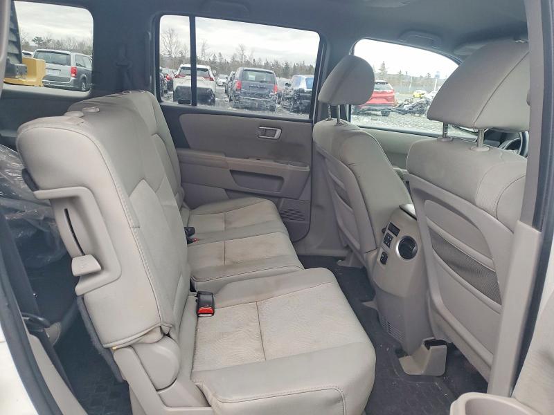 Auction sale of the 2011 Honda Pilot Lx, vin: 5FNYF4H21BB505323, lot number: 73028335