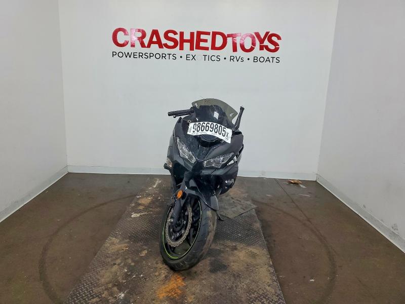 Продажа на аукционе авто 2021 Kawasaki Ex400, vin: JKAEXKG18MDAE0720, номер лота: 98669805