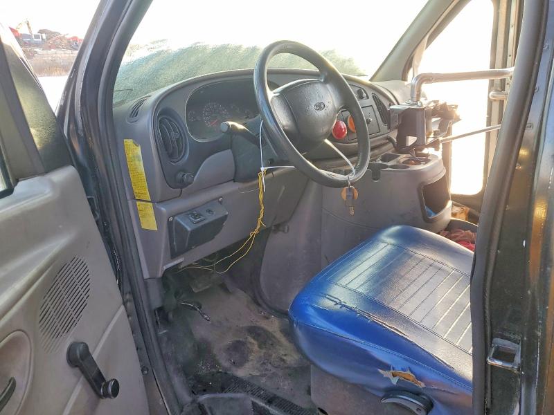 Продаж на аукціоні авто 2002 Ford Econoline, vin: 1FDSE35F12HA57400, номер лоту: 72470035