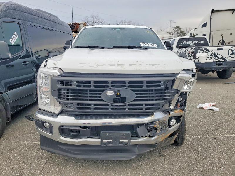 Продаж на аукціоні авто 2023 Ford F350, vin: 1FT8W3BA9PEE03786, номер лоту: 99321265