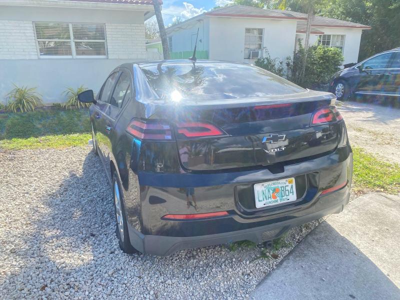 75319675 :رقم المزاد ، 1G1RD6E42EU131661 vin ، 2014 Chevrolet Volt مزاد بيع