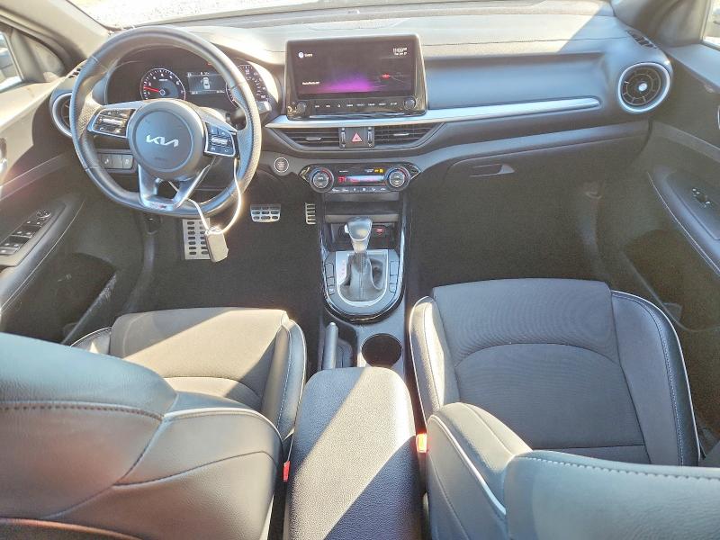 73609085 :رقم المزاد ، 3KPF54AD1NE492881 vin ، 2022 Kia Forte مزاد بيع