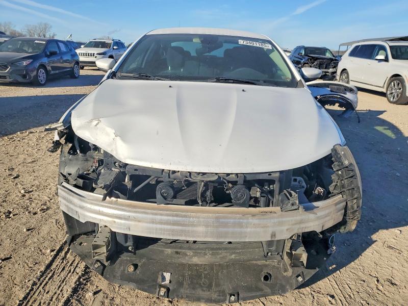73401185 :رقم المزاد ، 1C3CCCAB0FN682965 vin ، 2015 Chrysler 200 مزاد بيع