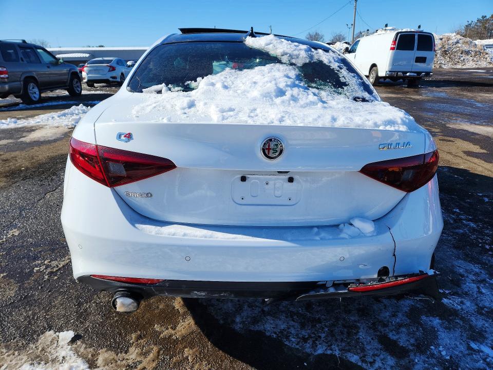 Aukcja sprzedaży 2022 Alfa Romeo Giulia, vin: ZARFANAN1N7656727, numer aukcji: 75490405