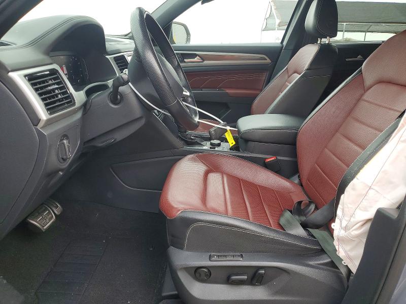99166725 :رقم المزاد ، 1V2FE2CA3NC214979 vin ، 2022 Volkswagen Atlas Cross Sport مزاد بيع