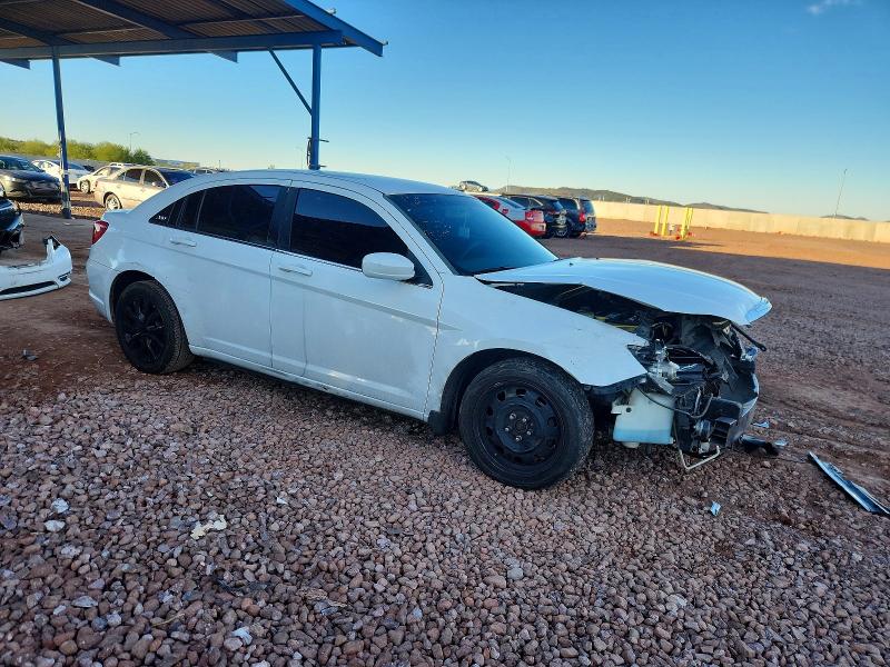 Продажа на аукционе авто 2014 Chrysler 200, vin: 1C3CCBAB3EN145337, номер лота: 99560045