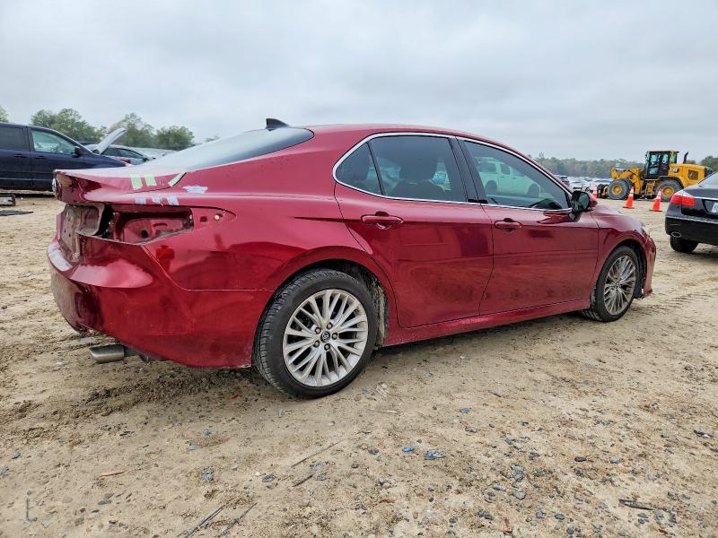 99517745 :رقم المزاد ، 4T1B11HK8KU707338 vin ، 2019 Toyota Camry مزاد بيع