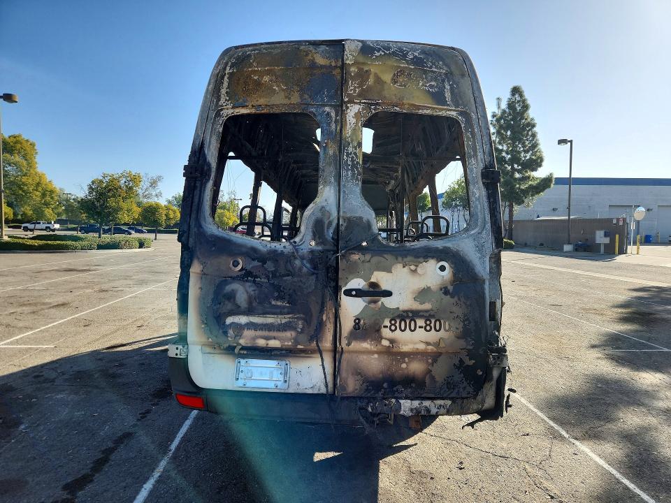 2014 Mercedes-benz Sprinter მანქანა იყიდება აუქციონზე, vin: WD3PF4CC1E5881368, აუქციონის ნომერი: 75262485