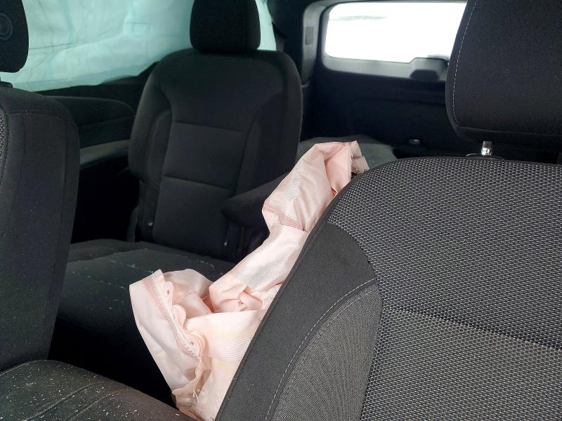 Продажа на аукционе авто 2022 Chevrolet Traverse, vin: 1GNEVGKW3NJ121132, номер лота: 73410175
