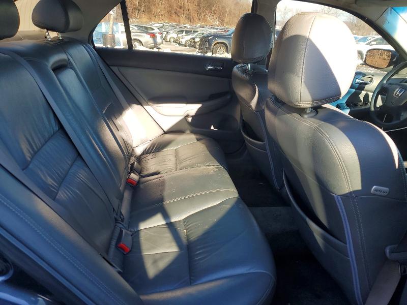 99643515 :رقم المزاد ، 1HGCM564X5A047791 vin ، 2005 Honda Accord مزاد بيع