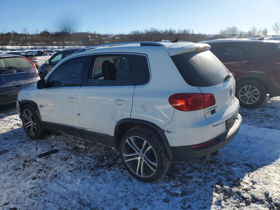 2017 Volkswagen Tiguan მანქანა იყიდება აუქციონზე, vin: WVGWV7AX5HW503818, აუქციონის ნომერი: 74754045