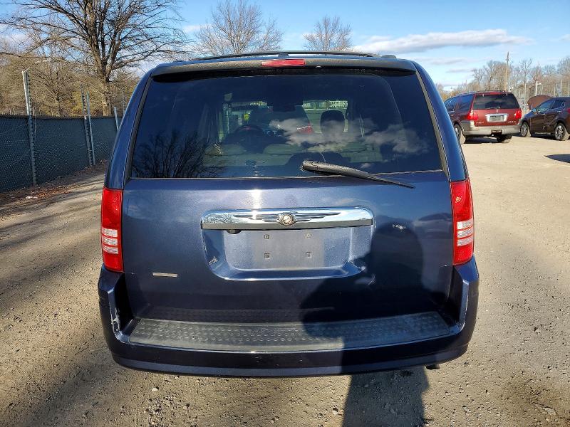 2008 Chrysler Town & Country მანქანა იყიდება აუქციონზე, vin: 2A8HR54P18R711293, აუქციონის ნომერი: 73004055