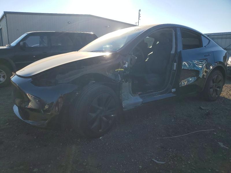 73732625 :رقم المزاد ، 7SAYGAEE9RF207206 vin ، 2024 Tesla Model Y مزاد بيع
