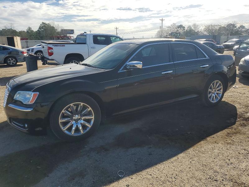 73593555 :رقم المزاد ، 2C3CCAET5DH585144 vin ، 2013 Chrysler 300c مزاد بيع