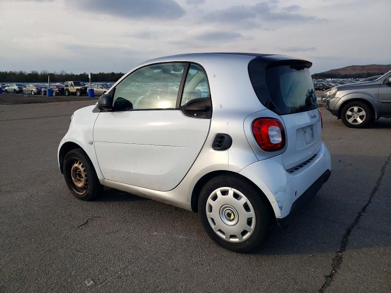 Продаж на аукціоні авто 2016 Smart Fortwo, vin: WMEFJ5DA4GK082192, номер лоту: 98858815