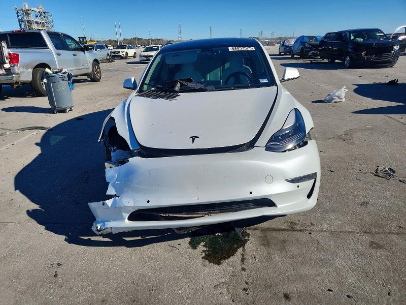 Продажа на аукционе авто 2022 Tesla Model 3, vin: 5YJ3E1EA9NF337989, номер лота: 98857325
