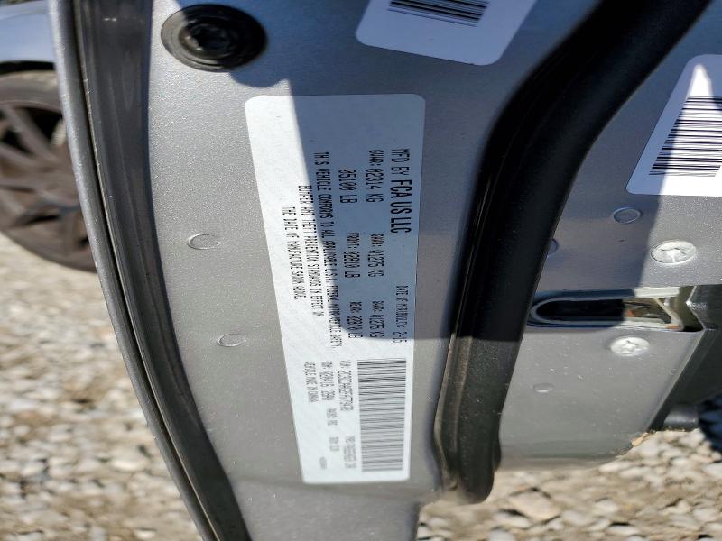 Продаж на аукціоні авто 2015 Chrysler 300, vin: 2C3CCAAG2FH779478, номер лоту: 98403645