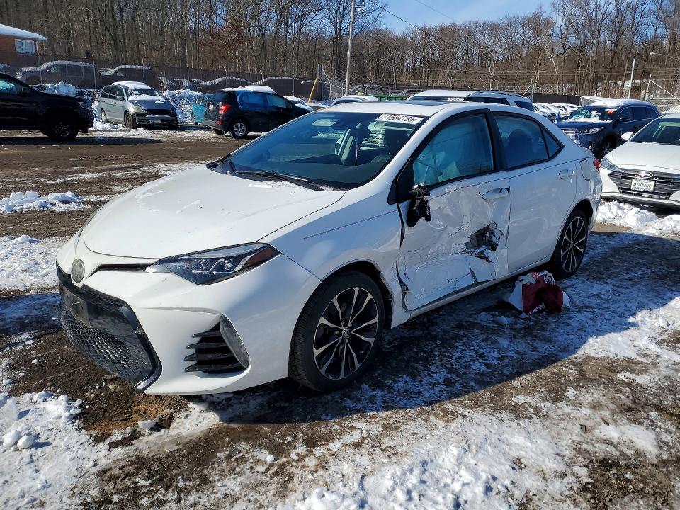 Продажа на аукционе авто 2017 Toyota Corolla, vin: 2T1BURHE1HC855440, номер лота: 74584735