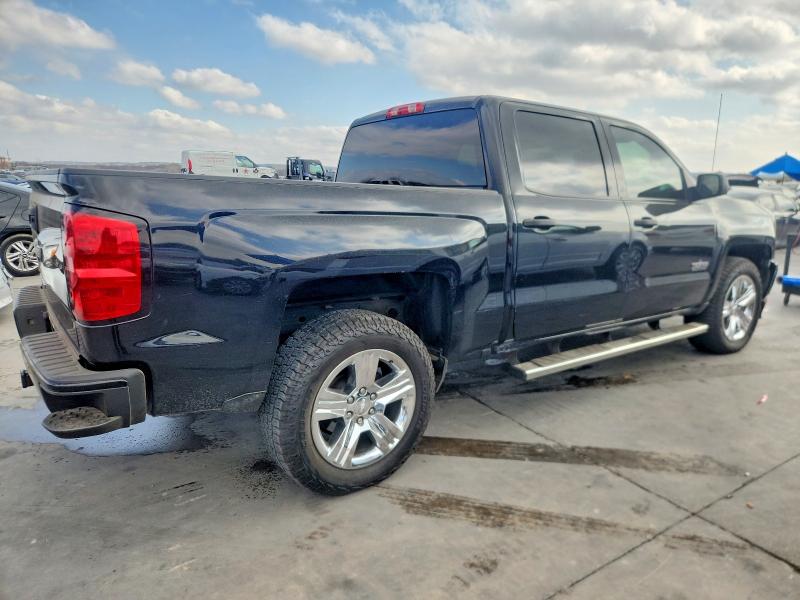 72930705 :رقم المزاد ، 3GCPCPEC0JG496674 vin ، 2018 Chevrolet Silverado مزاد بيع