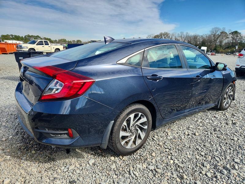 2017 Honda Civic მანქანა იყიდება აუქციონზე, vin: 19XFC2F70HE056198, აუქციონის ნომერი: 75064215