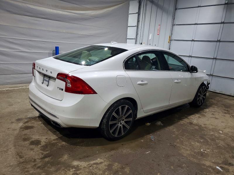 72850455 :رقم المزاد ، LYV402TM0JB171878 vin ، 2018 Volvo S60 مزاد بيع