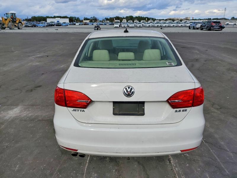 Продаж на аукціоні авто 2013 Volkswagen Jetta, vin: 3VWDP7AJ4DM364516, номер лоту: 97949315