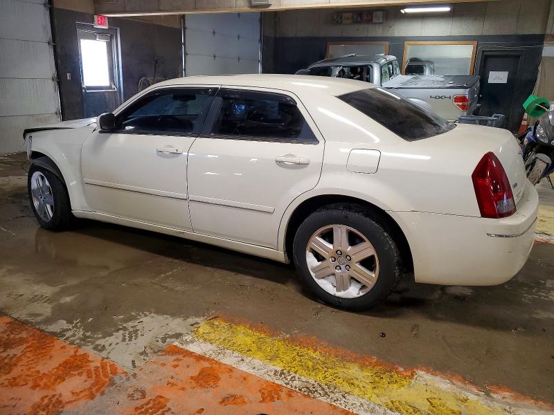 52624226 :رقم المزاد ، 2C3JK53GX5H677570 vin ، 2005 Chrysler 300 مزاد بيع