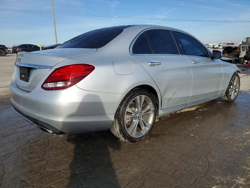 Продаж на аукціоні авто 2017 Mercedes-benz C, vin: 55SWF4JB7HU221980, номер лоту: 74020975