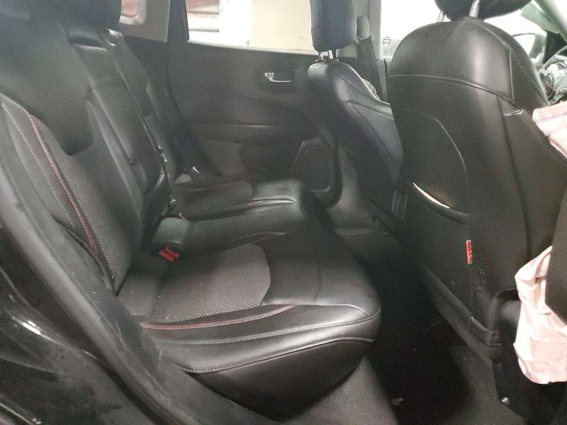 2018 Jeep Compass მანქანა იყიდება აუქციონზე, vin: 3C4NJDDB3JT501720, აუქციონის ნომერი: 75053125