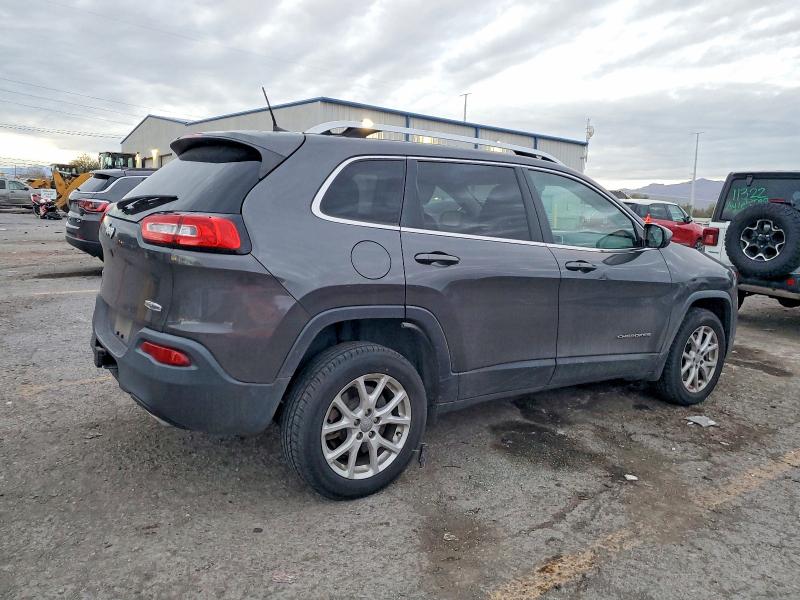 99357925 :رقم المزاد ، 1C4PJMCS3HW615361 vin ، 2017 Jeep Cherokee مزاد بيع