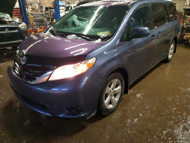 Продажа на аукционе авто 2013 Toyota Sienna, vin: 5TDKK3DC0DS385054, номер лота: 97522325