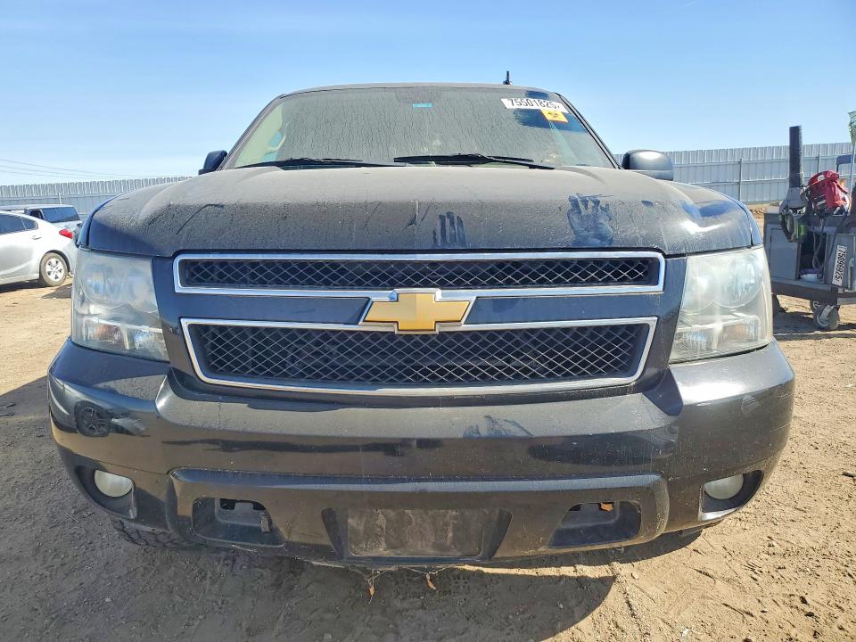 Продаж на аукціоні авто 2013 Chevrolet Suburban, vin: 1GNSCJE0XDR266780, номер лоту: 75501825