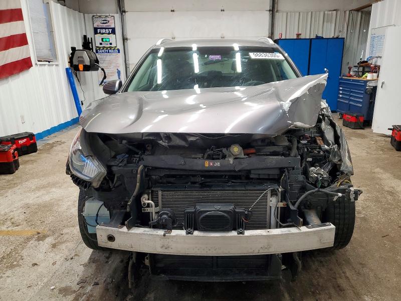 98836305 :رقم المزاد ، KNDCB3LC4H5053913 vin ، 2017 Kia Niro مزاد بيع