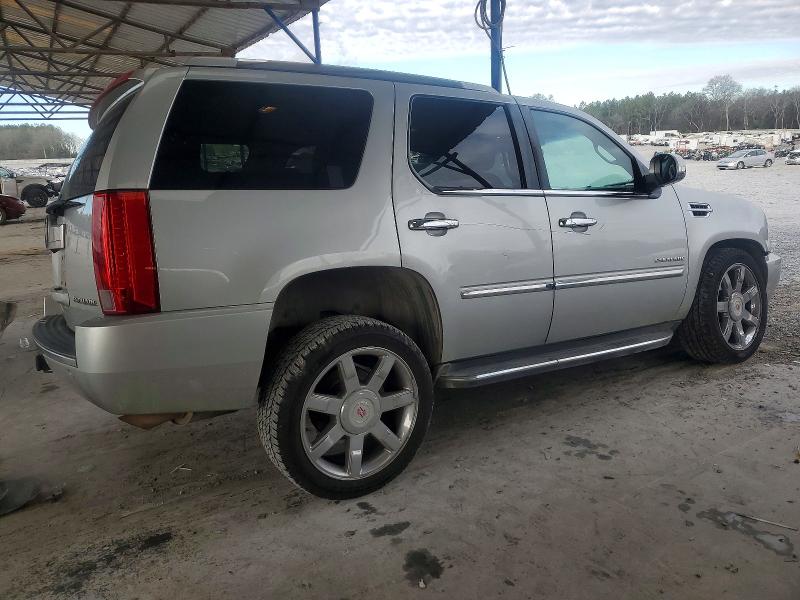 2013 Cadillac Escalade მანქანა იყიდება აუქციონზე, vin: 1GYS4BEF4DR164904, აუქციონის ნომერი: 73617285