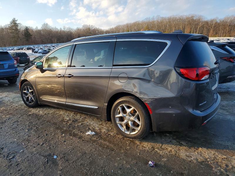 74283645 :رقم المزاد ، 2C4RC1GG0JR182734 vin ، 2018 Chrysler Pacifica مزاد بيع