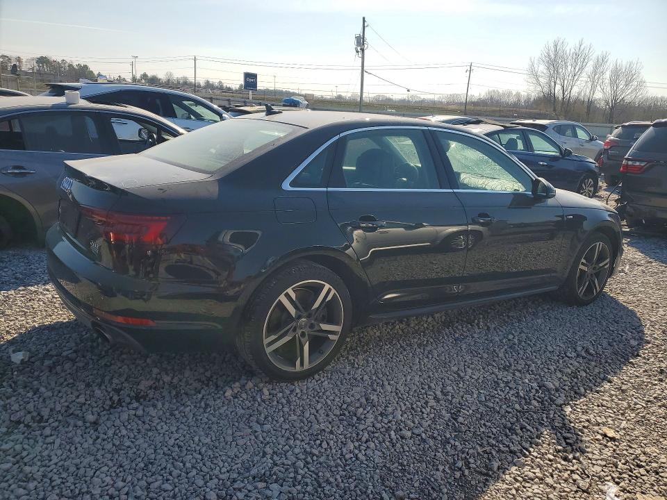 Продаж на аукціоні авто 2018 Audi A4, vin: WAUENAF42JA027524, номер лоту: 74847865