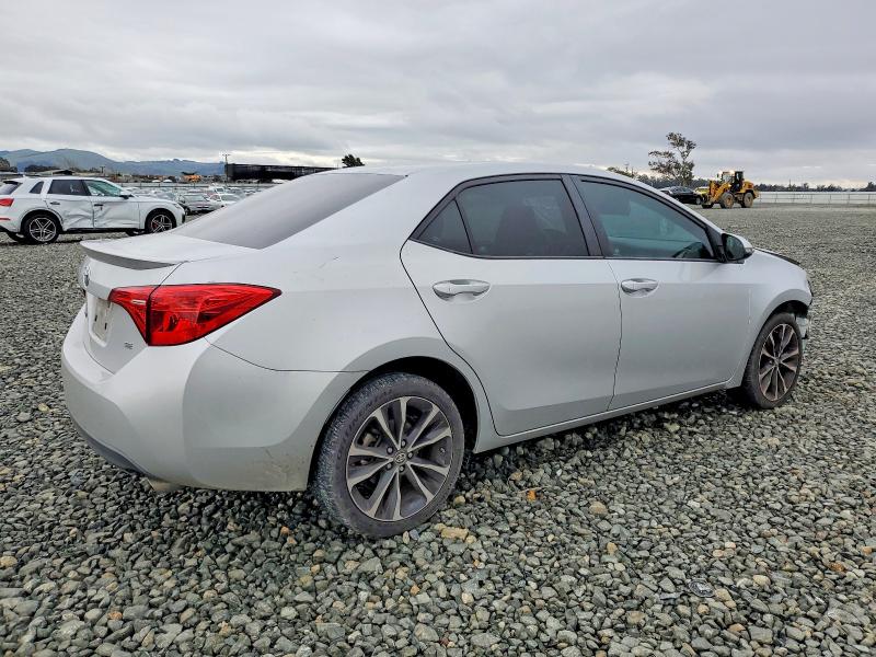 98267475 :رقم المزاد ، 5YFBURHE4HP717066 vin ، 2017 Toyota Corolla مزاد بيع