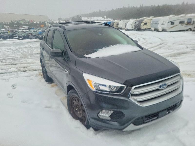 Продажа на аукционе авто 2018 Ford Escape Se, vin: 1FMCU9GD0JUD23906, номер лота: 98332505