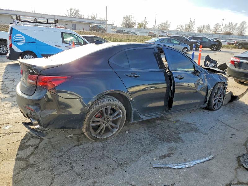 Aukcja sprzedaży 2018 Acura Tlx, vin: 19UUB2F68JA013157, numer aukcji: 72143545