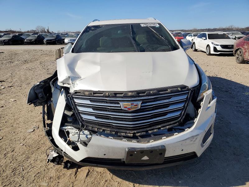 74024795 :رقم المزاد ، 1GYKNDRS0HZ166817 vin ، 2017 Cadillac Xt5 مزاد بيع