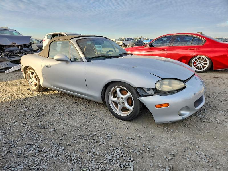 Auction sale of the 2001 Mazda Mx-5 Miata, vin: JM1NB353010206246, lot number: 74822195