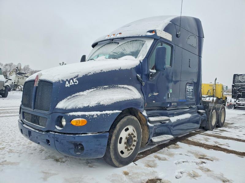 Продажа на аукционе авто 2009 Kenworth T2000, vin: 1XKTDB9X89J229728, номер лота: 72472015