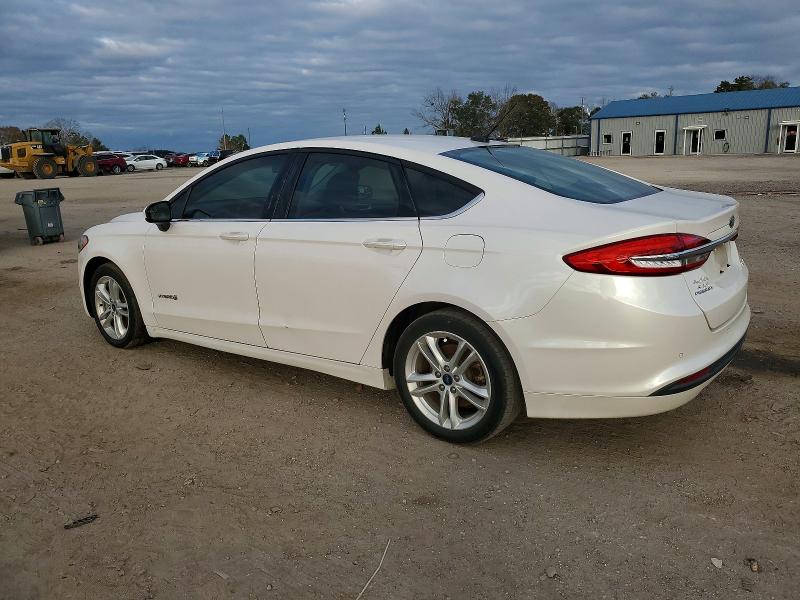 48446716 :رقم المزاد ، 3FA6P0LU3JR228943 vin ، 2018 Ford Fusion مزاد بيع
