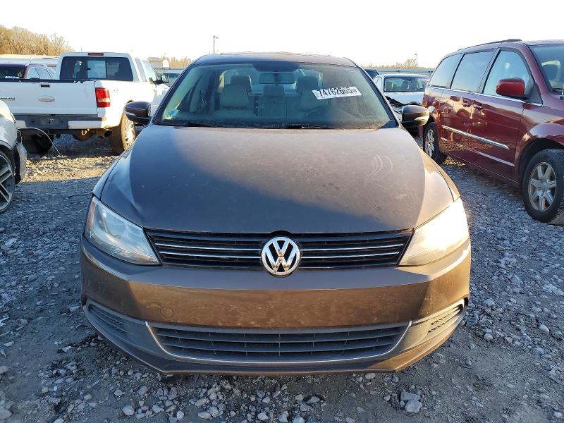 74762665 :رقم المزاد ، 3VWD07AJ9EM379664 vin ، 2014 Volkswagen Jetta مزاد بيع