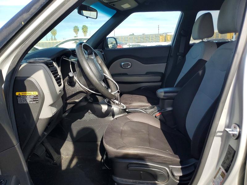 74371305 :رقم المزاد ، KNDJN2A29H7479930 vin ، 2017 Kia Soul مزاد بيع