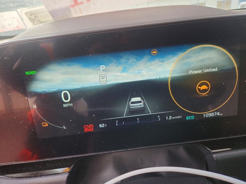 73753765 :رقم المزاد ، KNDCR3L1XP5045906 vin ، 2023 Kia Niro مزاد بيع